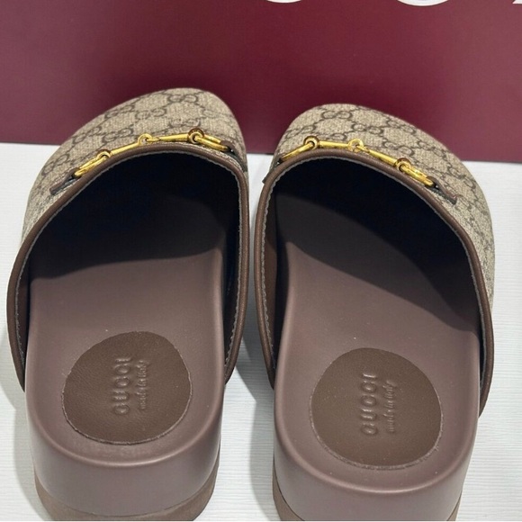 Gucci Brown Monogram Women's Shoes - Picture 5 of 5